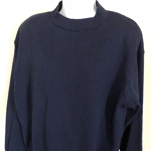 St. John Basics - Picture 1 of 3